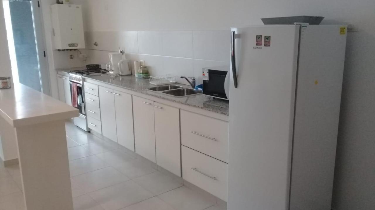 Veluvi Appartement Puerto Madryn Buitenkant foto